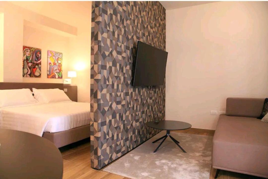 A&G Suites Parma Eksteriør bilde